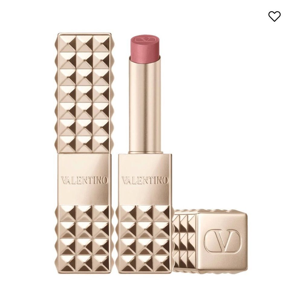 VALENTINO
BUTTERY MATTE LIP COLOR in Spike a Pose